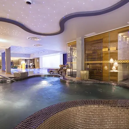 Viimsi & Waterpark فندق